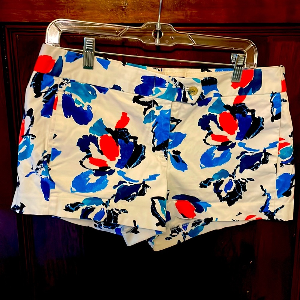BOGO 50% summer sale. J Crew Shorts Floral